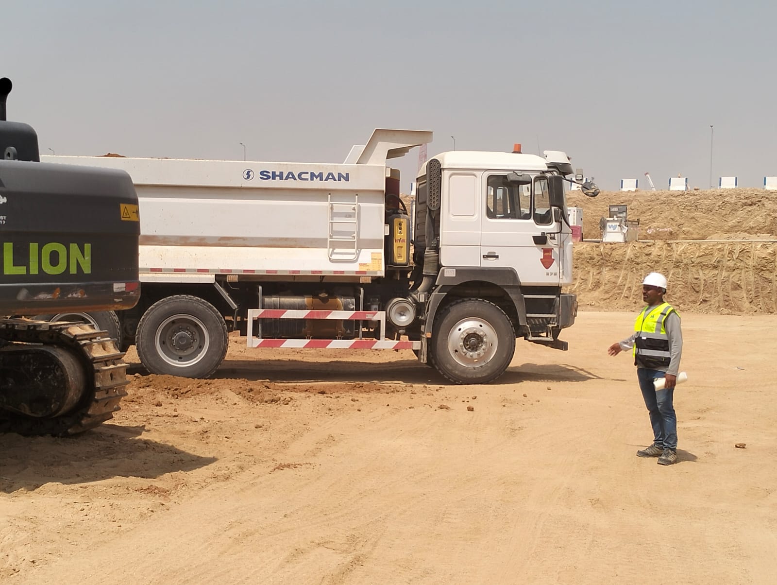 Roshan Al Arous Canal Excavation Work